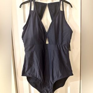 NWT Plus Size one piece midnight blue swimsuit Marilyn Monroe swimwear, 3X